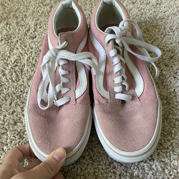 Vans - Picture 2 of 7